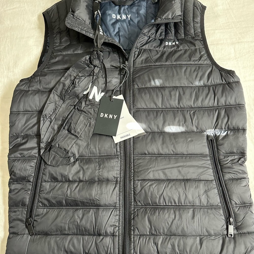 DKNY Men's Charcoal Quilted Vest